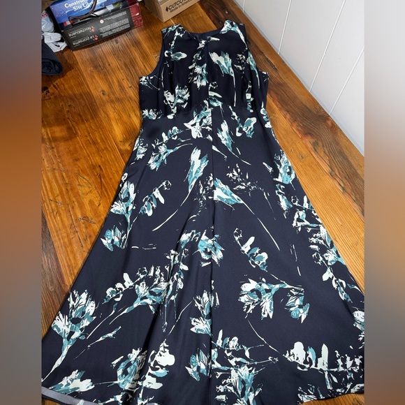 Classiques Entier Womens Navy Floral Sleeveless keyhole Silk A-line Midi dress 6 - Picture 6 of 16